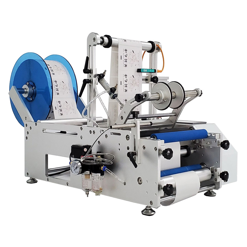 Semi-automatic round bottle labeling Machine - Image 2